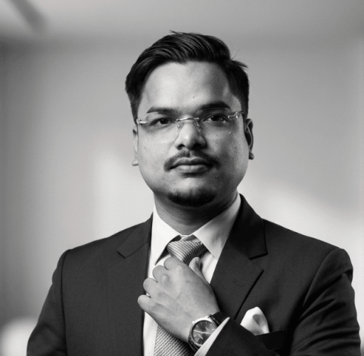 Managerial Experience via Managing Experience 
