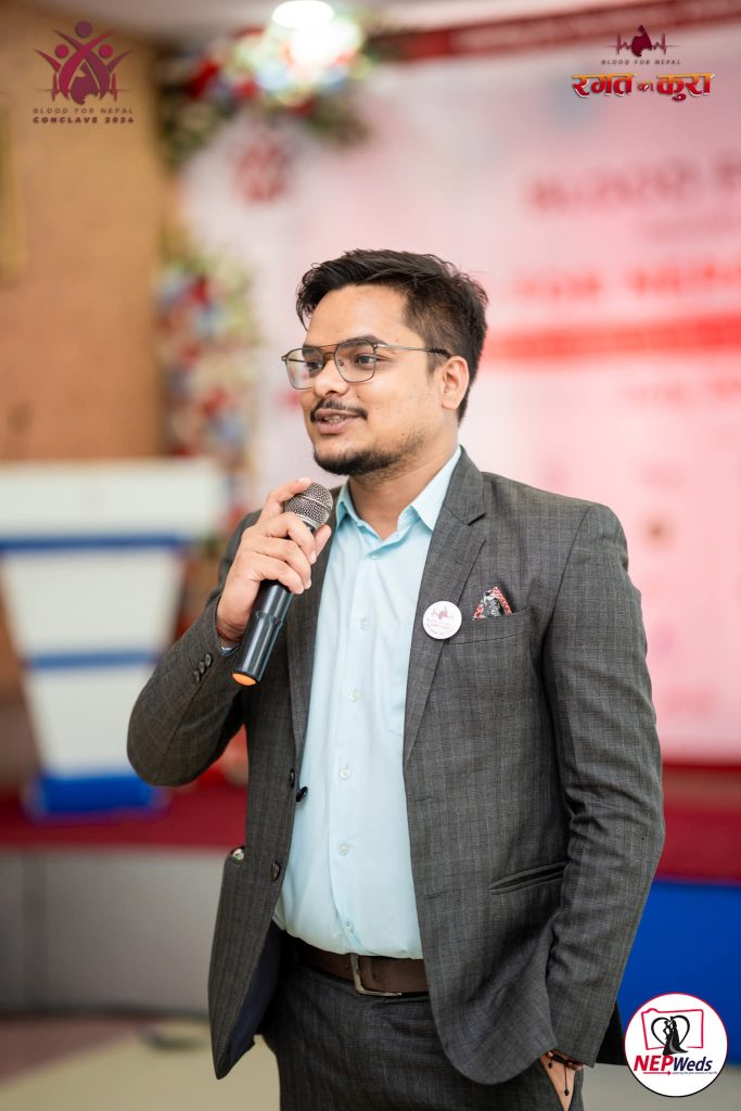 Ajay Pandey - Personal brand Consultant personal brand consultant ajay pandey conclave keynote microphone 098